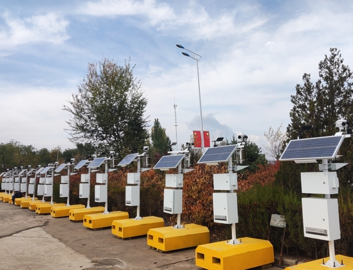 中國神華哈爾烏素煤礦移動(dòng)式氣象站